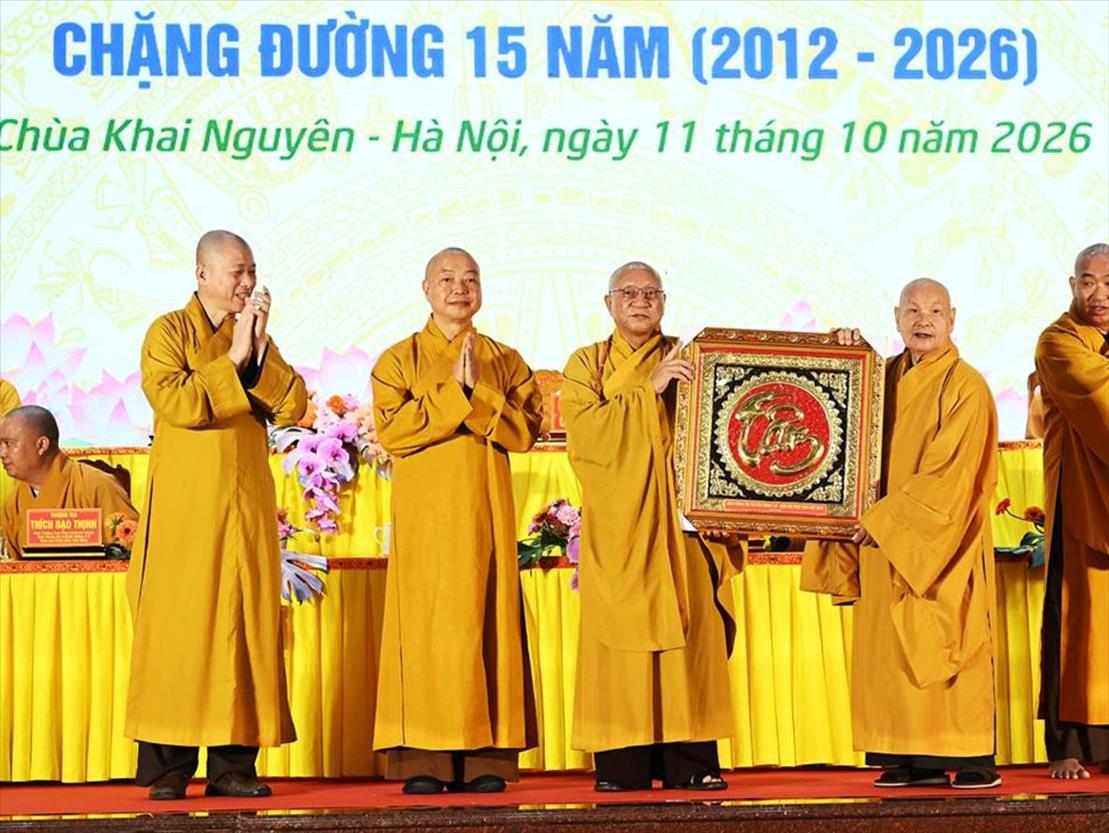 truyen-thong-phat-giao-viet-nam-sau-15-nam-tu-tin-phat-su-den-ket-noi-cong-dong_nguoiphattu_com_nhu luc pham ngoc son  (70).jpg